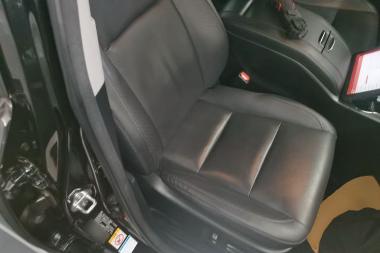 Used Toyota Highlander 2018 2.0T Four-Wheel Drive Prestige Version 7 Seats China VI Standard
