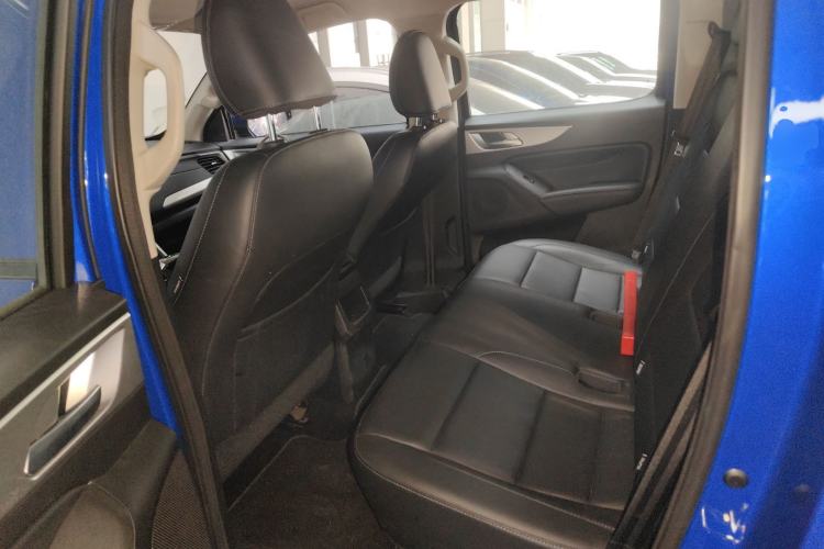 Used Great Wall Poer 2021 2.0T Commercial Version Automatic Diesel 4x4 Tea King Edition Long Bed GW4D20M