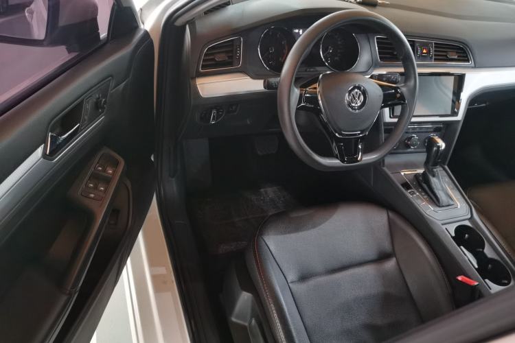 Used Volkswagen Lamando 2018 230TSI DSG Fashion Edition