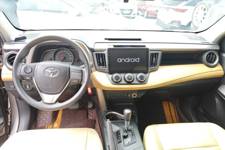 Used Toyota RAV4 2016 2.0L CVT Two-Wheel Drive Urban Edition China V Standard
