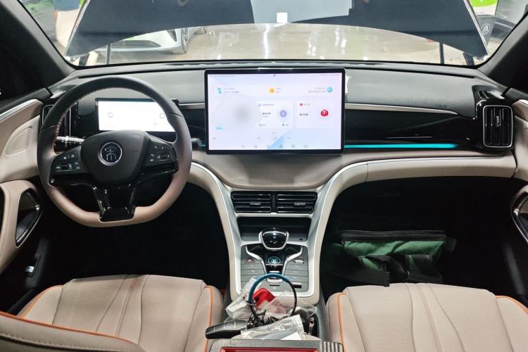 Used BYD Song Pro New Energy 2024 HONOR Edition DM-i 110KM Excellence Model
