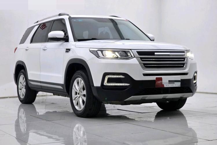 Used Changan CS95 2017 2.0T Two-Wheel Drive Zhiyuan Edition
