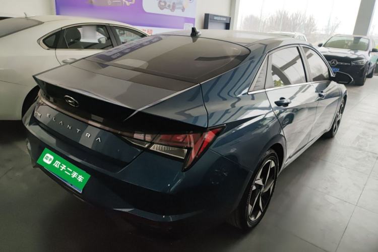 Used Hyundai Elantra 2022 1.5L CVT LUX Prestige Edition