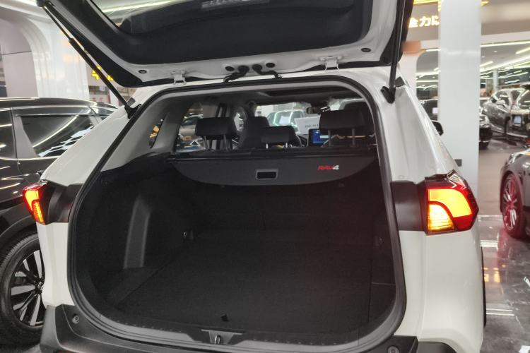 Used Toyota RAV4 2020 2.0L CVT Two-Wheel Drive Prestige Edition
