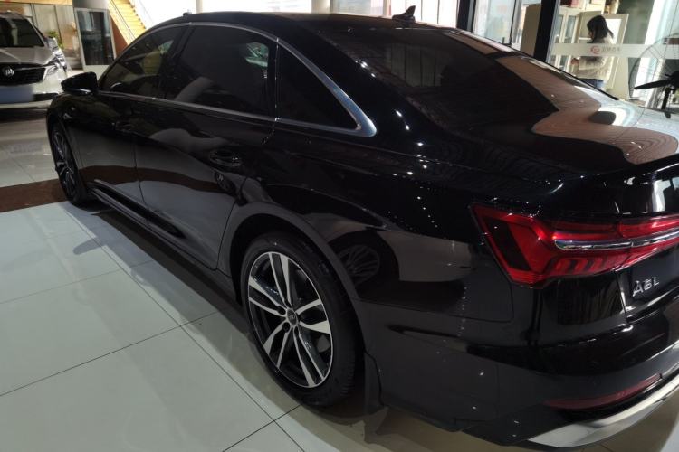 Used Audi A6L 2023 40 TFSI Luxury Dynamic Model
