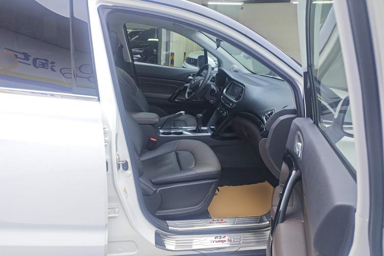 Used GAC Trumpchi GS4 2015 200T Manual Luxury Edition
