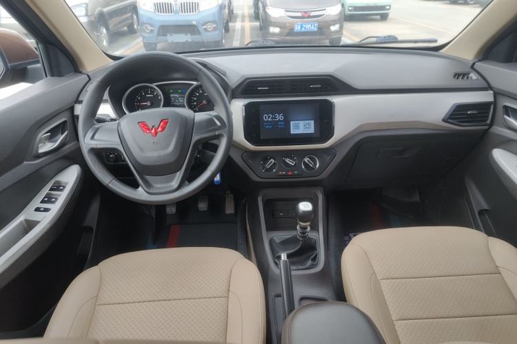 Used Wuling Hongguang 2021 1.5L Facelifted S Comfort Version with Electric Power Steering LAR

