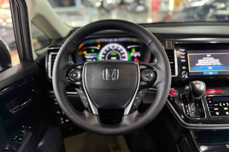 Used Honda Elysion 2019 2.0L Hybrid Luxury Edition