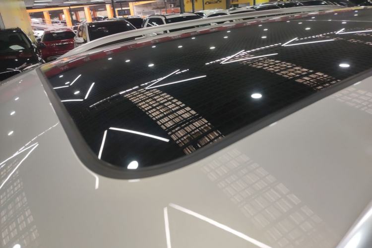 Used Volkswagen Tiguan L 2019 Revised 330TSI Automatic Two-Wheel Drive Smart & Luxury Edition China VI Standard
