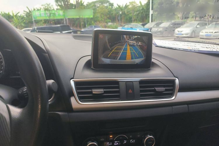 Used Mazda Mazda 3 Axela 2016 Sedan 1.5L Automatic Luxury Model
