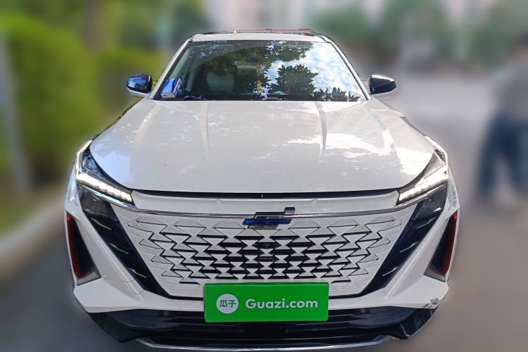 Used Oshan Z6 2022 Blue Whale 1.5T DCT Luxury Model
