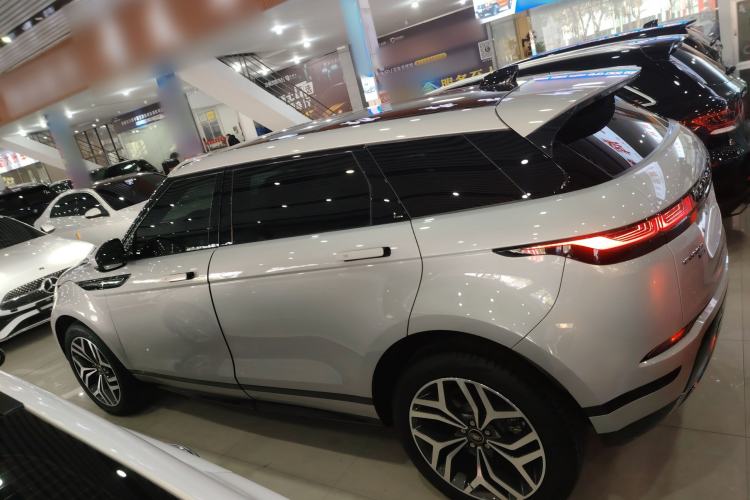 Used Land Rover Range Rover Evoque 2023 Aurora L 249 PS Luxury Edition