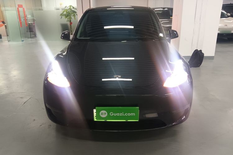 Used Tesla Model Y 2024 Long-Range All-Wheel-Drive Version