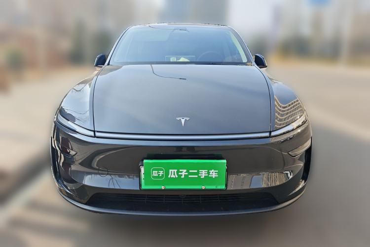 Used Tesla Model Y 2025 Long-Range All-Wheel Drive First Edition