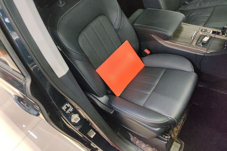 Used GAC Trumpchi M8 2020 390T Deluxe Edition
