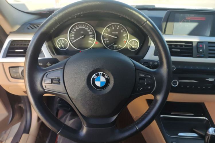 Used BMW 3 Series 2015 320Li Luxury Edition Fashion Model
