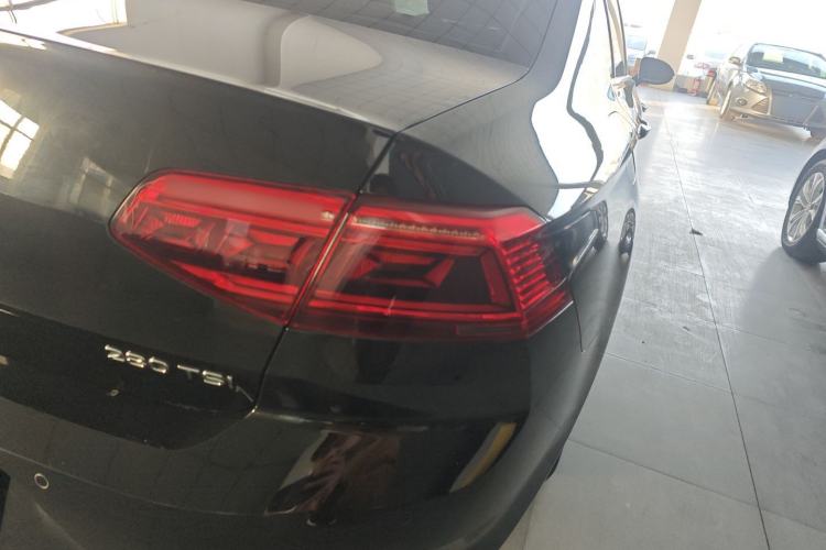 Used Volkswagen Magotan 2020 280TSI DSG Comfort Edition
