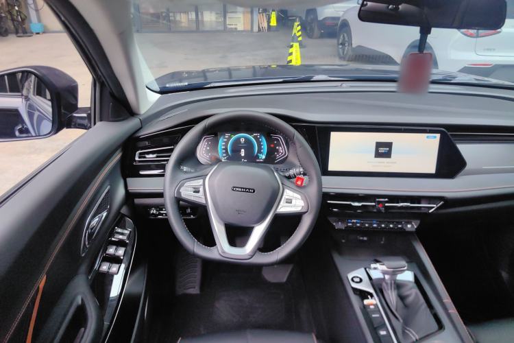 Used Oshan X7 PLUS 2022 1.5T Blue Whale Edition Automatic Prestige Version
