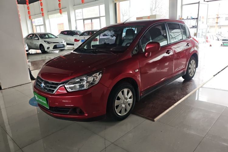 Used Venucia R50 2013 1.6L Automatic Fashion Edition