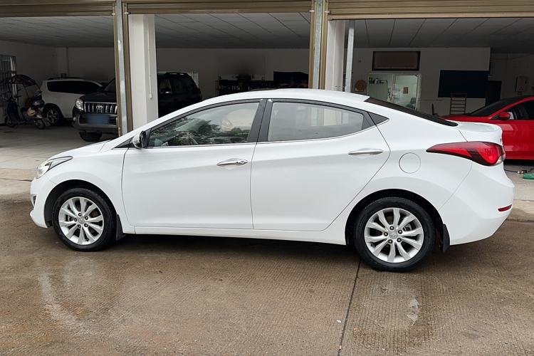 Used Hyundai Elantra 2016 1.6L Automatic Prestige Edition
