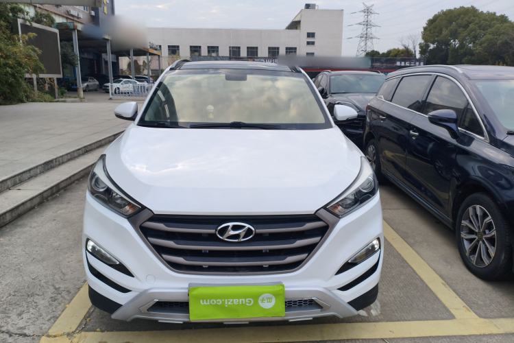 Used Hyundai Tucson 2018 1.6T Dual-Clutch Two-Wheel Drive 15th Anniversary Special Edition