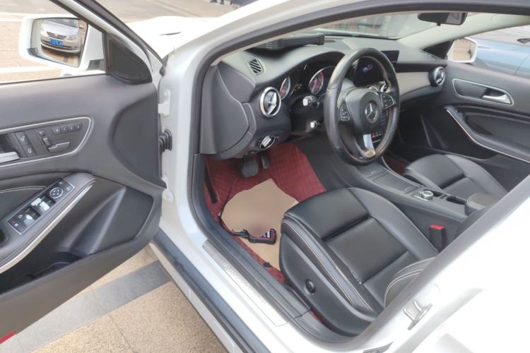 Used Mercedes-Benz GLA 2016 GLA 200 Fashion Model
