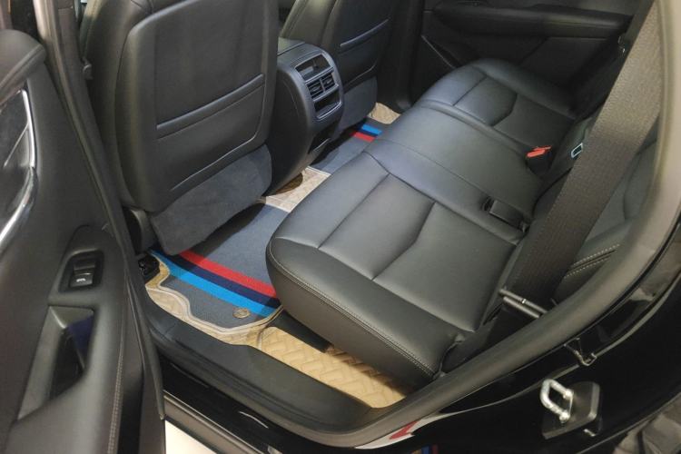 Used Cadillac XT5 2022 2.0T Two-Wheel Drive Luxury Version
