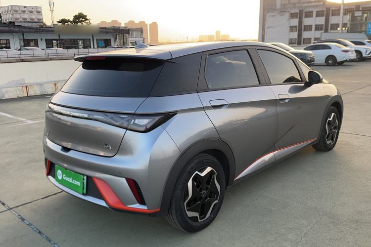 Used BYD Dolphin 2021 405 km Fashion Edition
