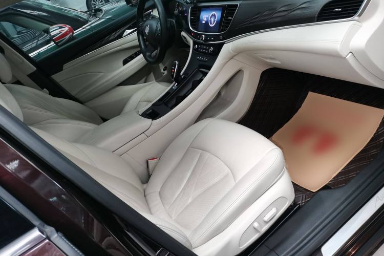 Used Buick LaCrosse 2022 Avenir Avia First Edition
