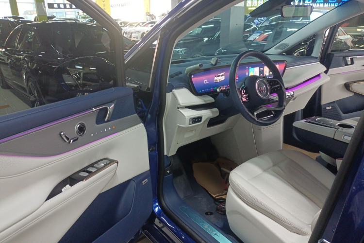 Used Buick GL8 New Energy 2024 Lu Zun Luxury Edition 7-Seater