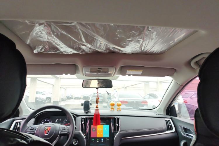 Used Roewe i6 2019 PLUS 20T TST 4G Connected Flagship Superb Edition