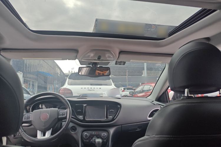 Used Fiat Viaggio 2012 1.4T Automatic Luxury Edition
