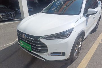 Used BYD Tang 2018 2.0T Automatic SmartConnect Luxury Version 7 Seats China V Standard