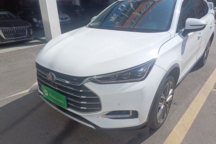 Used BYD Tang 2018 2.0T Automatic SmartConnect Luxury Version 7 Seats China V Standard
