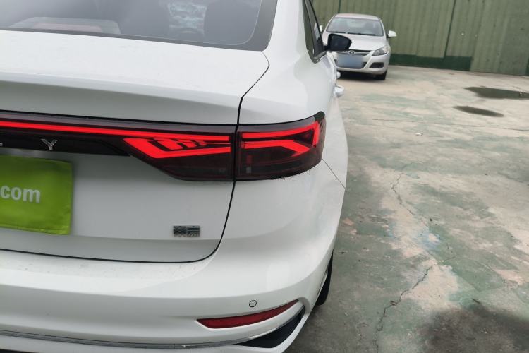 Used Geely Auto Emgrand 2023 4th Generation Champion Edition 1.5L CVT Prestige Model
