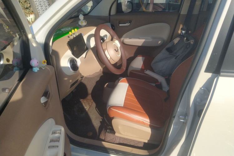 Used Wuling Hongguang MINIEV 2025 Four-Door Version Advanced Edition
