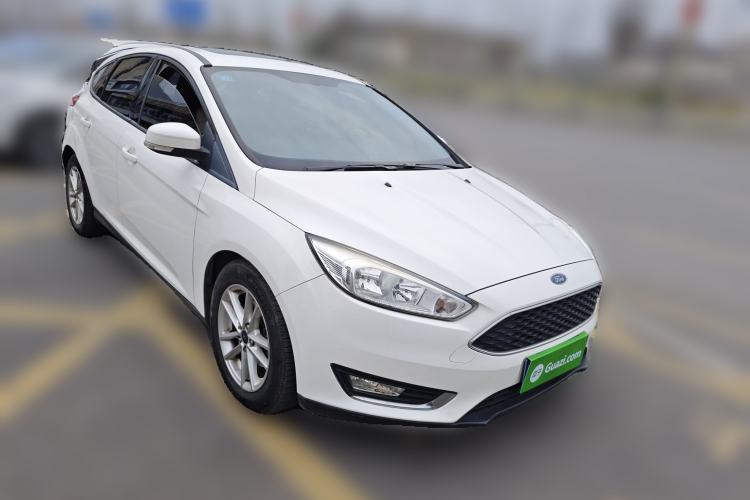 Used Ford Focus 2015 Hatchback EcoBoost 125 Automatic Supreme Style Edition