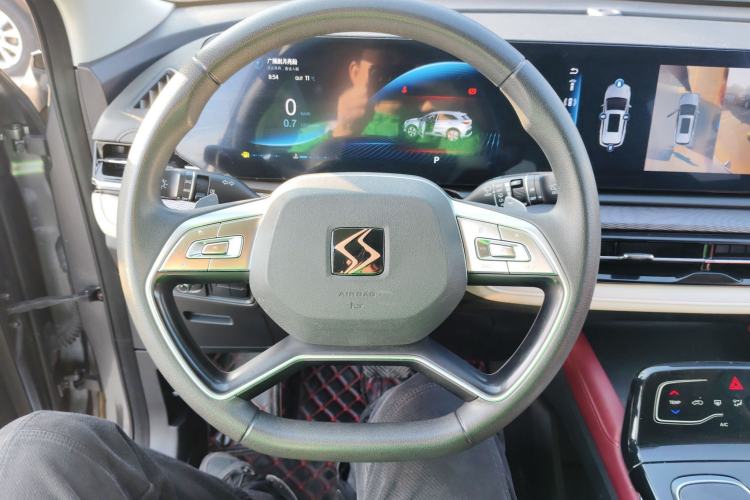 Used SOL QX 2021 300T DCT Prestige Smart Connectivity Version
