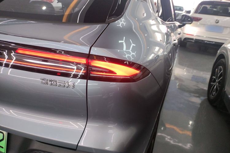 Used Baojun Yunhai 2024 140km Plug-in Hybrid Version
