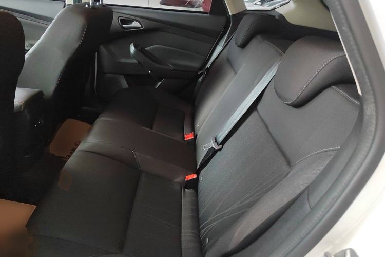 Used Ford Focus 2017 Hatchback 1.6L Automatic Comfort Plus SmartDrive Edition
