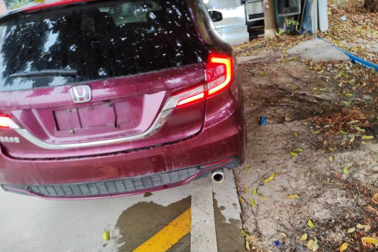 Used Honda Jade 2017 1.8L automatic Comfort version 5 seats
