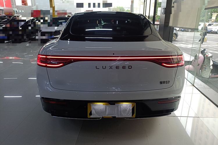 Used Hima Luxeed S7 2024 Max Rear-Drive Long-Range Intelligent Driving Version
