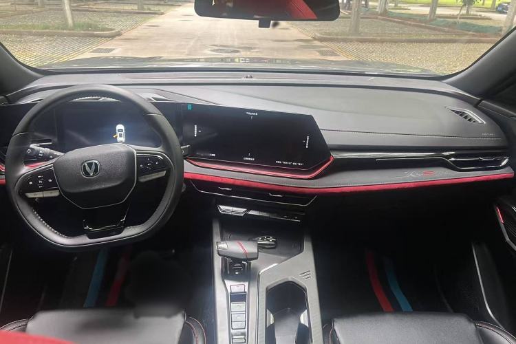 Used Changan X5 PLUS 2024 1.5T DCT ZhiZun Version
