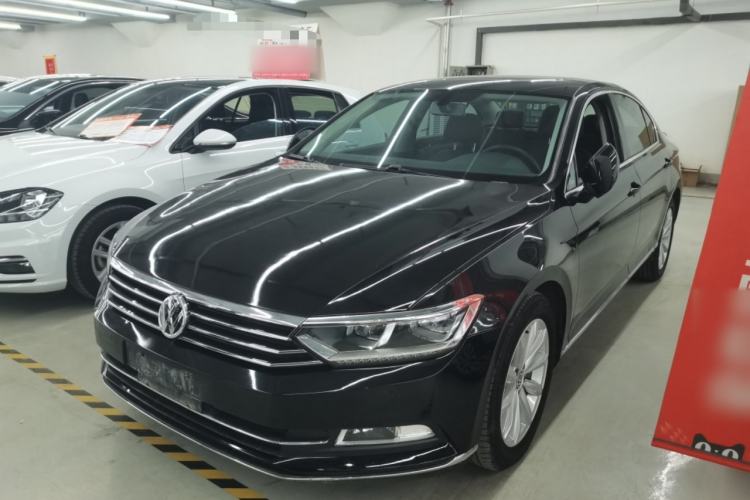 Used Volkswagen Magotan 2019 330TSI DSG Leading Edition China V Standard