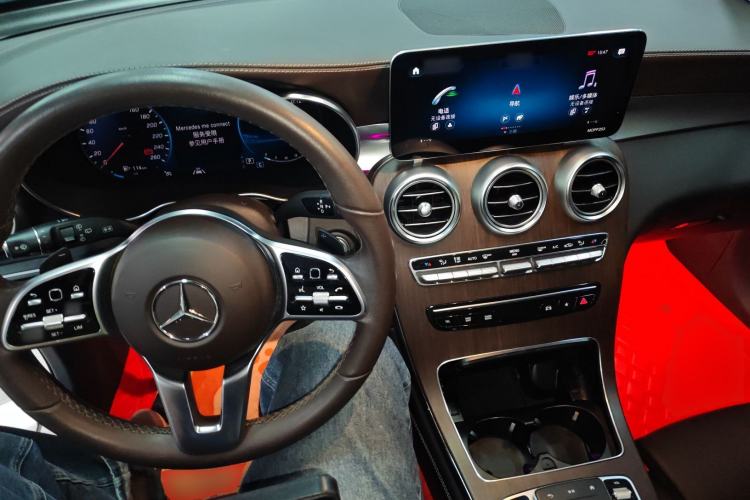 Used Mercedes-Benz GLC 2020 GLC 300 L 4MATIC Luxury Model