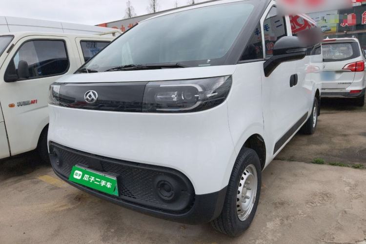 Used SAIC MAXUS Dana V1 2025 V1+ Short Wheelbase Low-Roof Multi-Function Version (42 kWh)