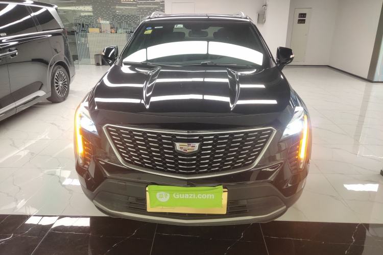 Used Cadillac XT4 2021 28T Two-Wheel Drive Leading Version
