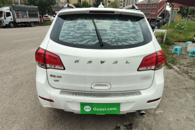 Used Haval H6 2016 Upgraded Model 1.5T Manual Two-Wheel Drive Elite Version
