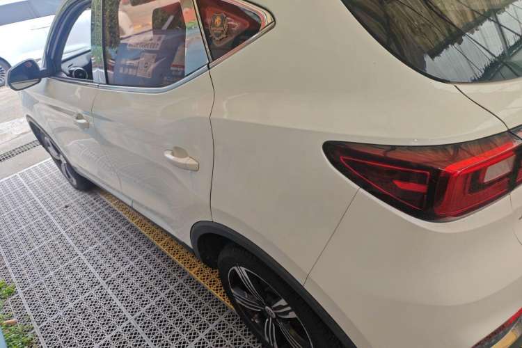 Used MG ZS 2017 1.5L Automatic Luxury Internet Edition
