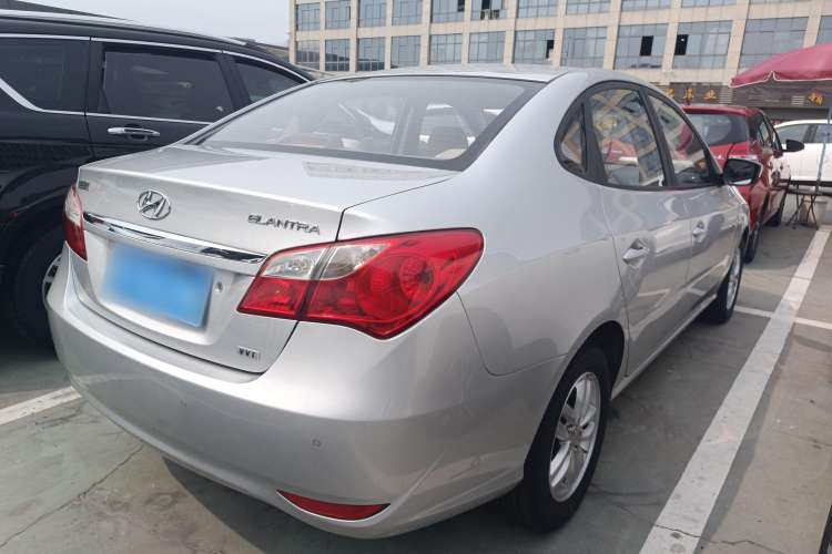 Used Hyundai Celesta 2011 1.6L Automatic Comfort Model
